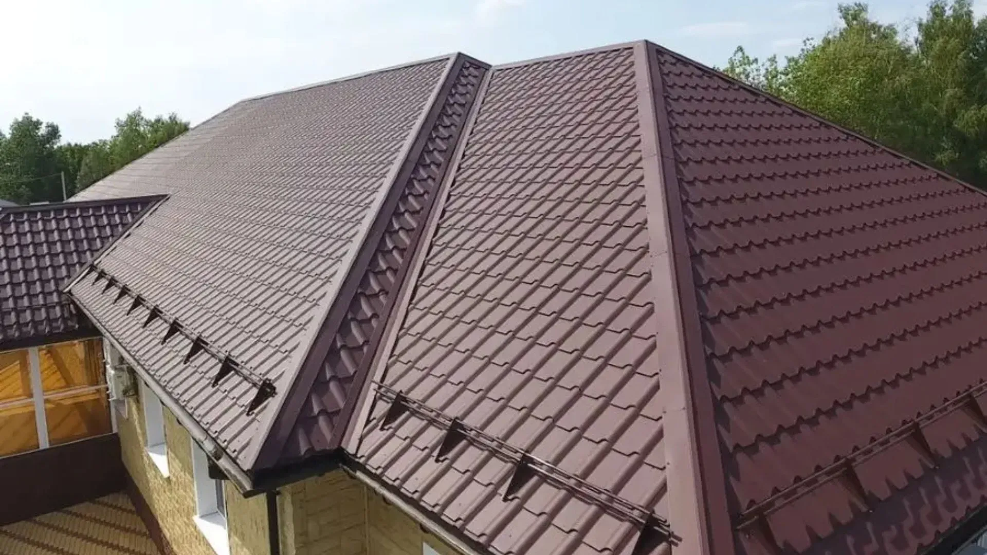 Model Atap Rumah Mewah Menawan dan Fungsional